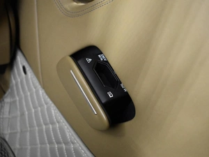 Седан Audi A8 2011 года, 1569900 рублей, Казань
