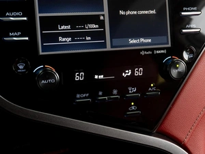 Седан Toyota Camry US Market 2018 года, 2869000 рублей, Тюмень