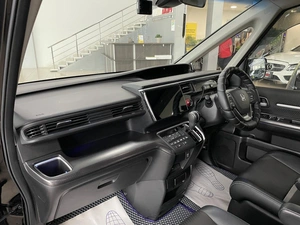 Минивэн Honda Stepwgn Spada 2019 года, 2267000 рублей, Солонцы