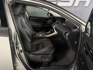 Внедорожник Lexus NX 2018 года, 3199000 рублей, Санкт-Петербург