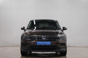 Внедорожник Volkswagen Tiguan 2019 года, 3099000 рублей, Новокузнецк