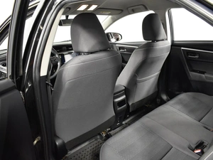 Седан Toyota Corolla 2018 года, 1698100 рублей, Казань