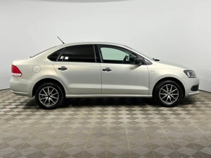 Седан Volkswagen Polo 2014 года, 698100 рублей, Казань