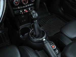 Хетчбэк MINI Cooper S 2016 года, 1919000 рублей, Кирилловка