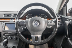 Универсал Volkswagen Passat 2012 года, 999000 рублей, Барнаул