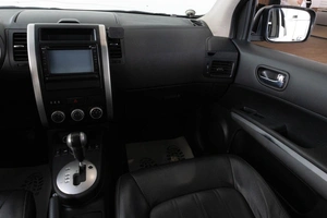Внедорожник Nissan X-Trail 2011 года, 1399000 рублей, Красноярск