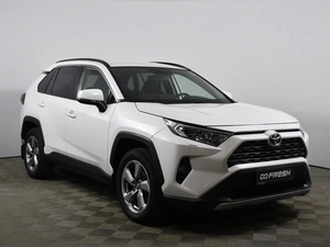 Внедорожник Toyota RAV4 2019 года, 2929900 рублей, Казань