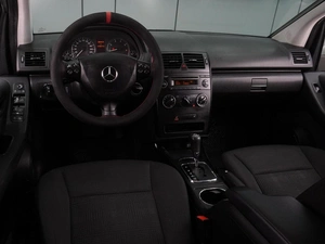 Хетчбэк Mercedes-benz A-класс 2010 года, 719000 рублей, Воронеж