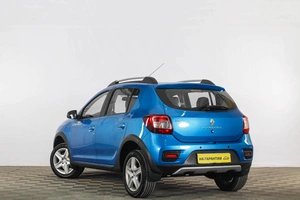Хетчбэк Renault Sandero Stepway 2018 года, 929000 рублей, Тюмень