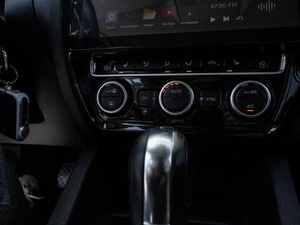 Седан Volkswagen Jetta 2013 года, 998000 рублей, Ставрополь