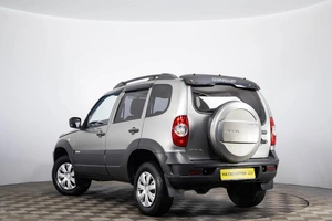 Внедорожник Chevrolet Niva 2015 года, 599000 рублей, Пермь