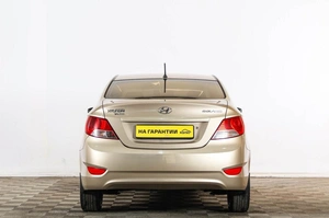 Седан Hyundai Solaris 2012 года, 869000 рублей, Тюмень