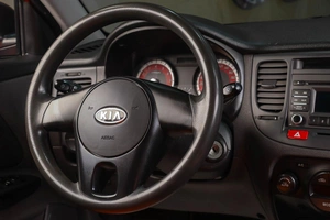 Седан Kia Rio 2011 года, 599000 рублей, Тюмень