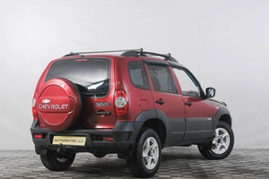 Внедорожник Chevrolet Niva 2012 года, 599000 рублей, Кемерово