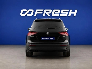 Внедорожник Volkswagen Tiguan 2019 года, 2157055 рублей, Москва