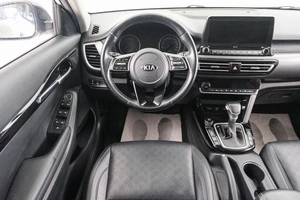 Внедорожник Kia Seltos 2021 года, 2199000 рублей, Красноярск