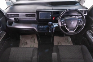 Минивэн Honda Stepwgn Spada 2017 года, 2009000 рублей, Томск