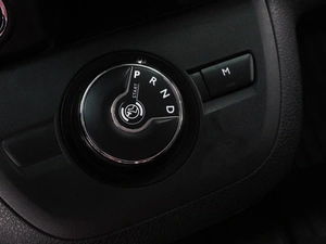 Минивэн Peugeot Traveller 2019 года, 2974000 рублей, Красный Пахарь