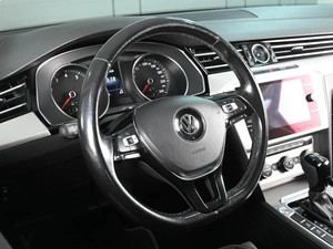 Седан Volkswagen Passat 2017 года, 2159000 рублей, Аксай