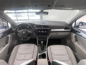 Внедорожник Volkswagen Tiguan 2018 года, 2420000 рублей, Смоленск