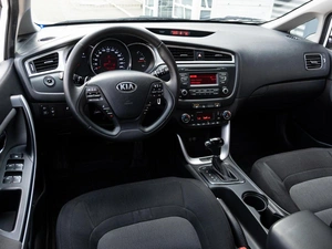 Хетчбэк Kia Ceed 2017 года, 1810000 рублей, Краснодар