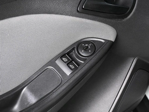 Хетчбэк Ford Focus 2012 года, 879000 рублей, Аксай