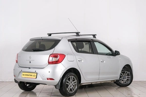 Хетчбэк Renault Sandero 2018 года, 899000 рублей, Красноярск