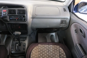 Внедорожник Suzuki Grand Vitara 2001 года, 579000 рублей, Омск