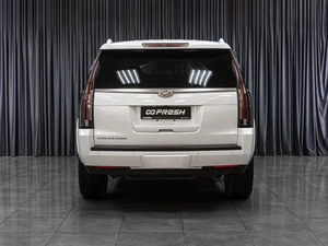 Внедорожник Cadillac Escalade 2016 года, 3645000 рублей, Тюмень