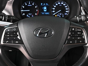 Седан Hyundai Solaris 2019 года, 1519000 рублей, Аксай