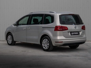 Минивэн Volkswagen Sharan 2013 года, 1450000 рублей, Краснодар