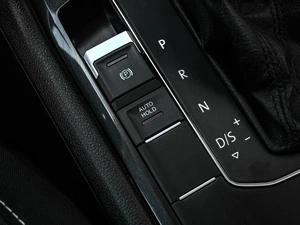 Внедорожник Volkswagen Tiguan 2018 года, 2249000 рублей, Кирилловка