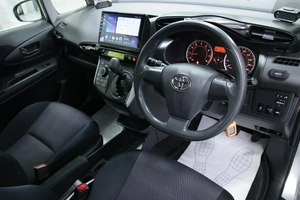 Минивэн Toyota Wish 2012 года, 1448000 рублей, Солонцы