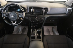 Внедорожник Kia Sportage 2016 года, 1999000 рублей, Омск