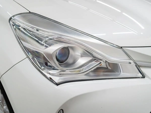 Хетчбэк Toyota Vitz 2019 года, 1080000 рублей, Красноярск