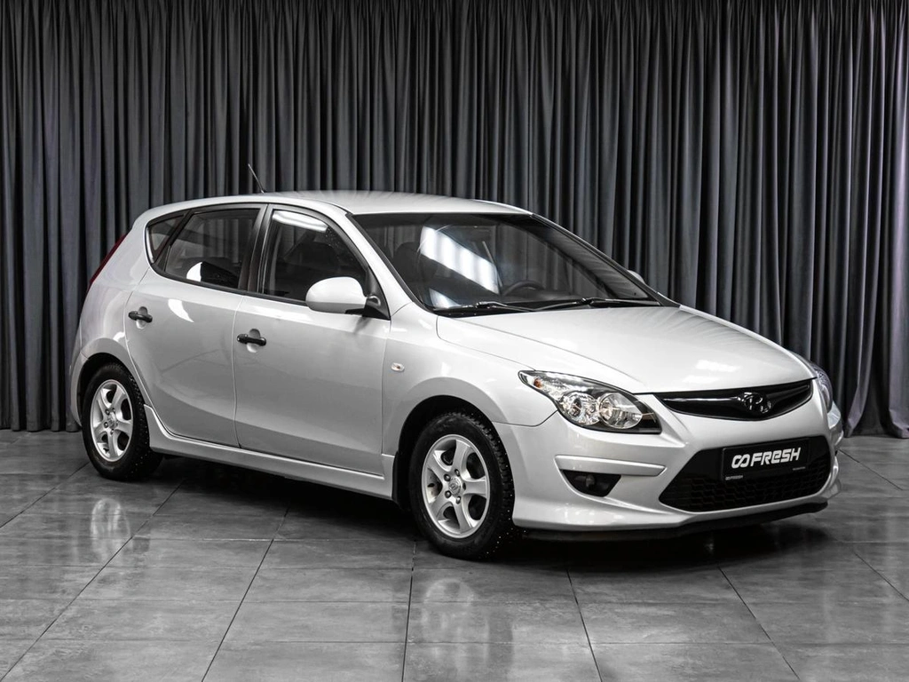 Хетчбэк Hyundai i30 2010 года, 729000 рублей, Тюмень