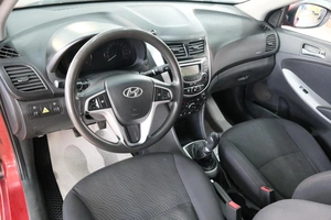 Седан Hyundai Solaris 2012 года, 789000 рублей, Омск