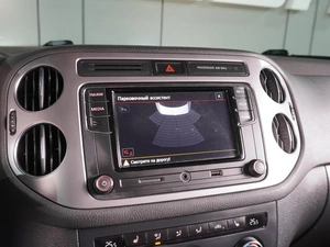 Внедорожник Volkswagen Tiguan 2015 года, 1219000 рублей, Воронеж