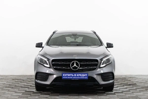 Внедорожник Mercedes-benz GLA-класс 2018 года, 2899000 рублей, Сургут