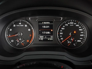 Внедорожник Audi Q3 2017 года, 2119000 рублей, Воронеж