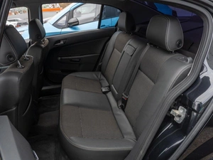 Седан Opel Astra 2013 года, 799000 рублей, Саратов