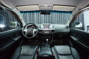 Пикап Toyota Hilux 2014 года, 2597000 рублей, Красноярск