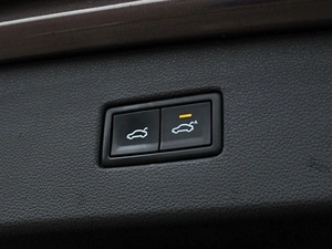 Внедорожник Volkswagen Tiguan 2017 года, 2400000 рублей, Волгоград