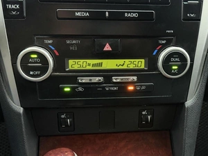 Седан Toyota Camry 2013 года, 1380000 рублей, Орёл