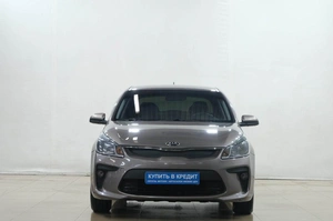 Седан Kia Rio 2019 года, 1379000 рублей, Новокузнецк