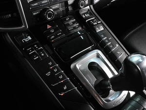 Внедорожник Porsche Cayenne 2013 года, 2339000 рублей, Аксай