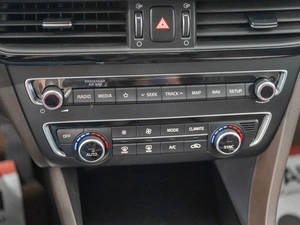 Седан Kia Optima 2019 года, 1999000 рублей, Красноярск