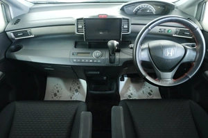 Минивэн Honda Freed 2012 года, 1149000 рублей, Омск