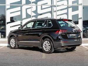 Внедорожник Volkswagen Tiguan 2017 года, 2430000 рублей, Краснодар