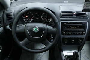 Универсал Skoda Octavia 2013 года, 898000 рублей, Солонцы